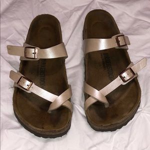 Mayari Birkenstock’s Women’s size 8